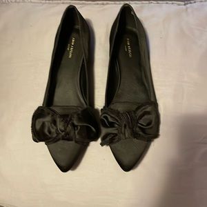 NWOB Ann Taylor Factory Black Tuxedo Flats Size 8